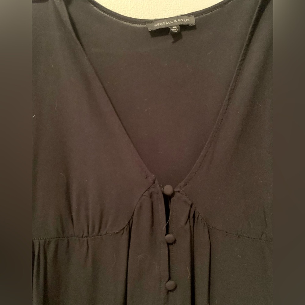 black kendall and kylie puff sleeve dress